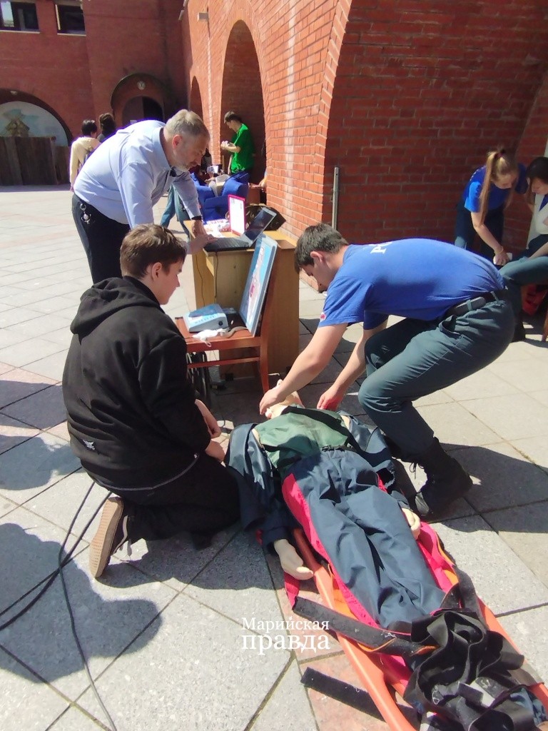 На этом мастер-классе стоит побывать каждому. (Фото Натальи Кулишовой/"Марийская правда"). На этом мастер-классе стоит побывать каждому. (Фото Натальи Кулишовой/"Марийская правда").