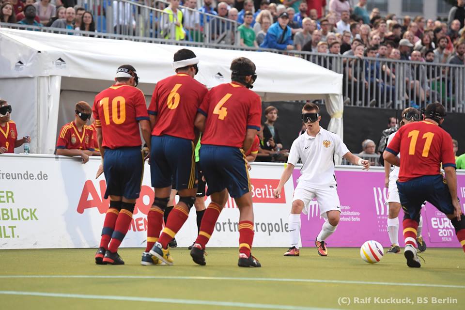 KS4QLEKiBUA.jpg KS4QLEKiBUA.jpg