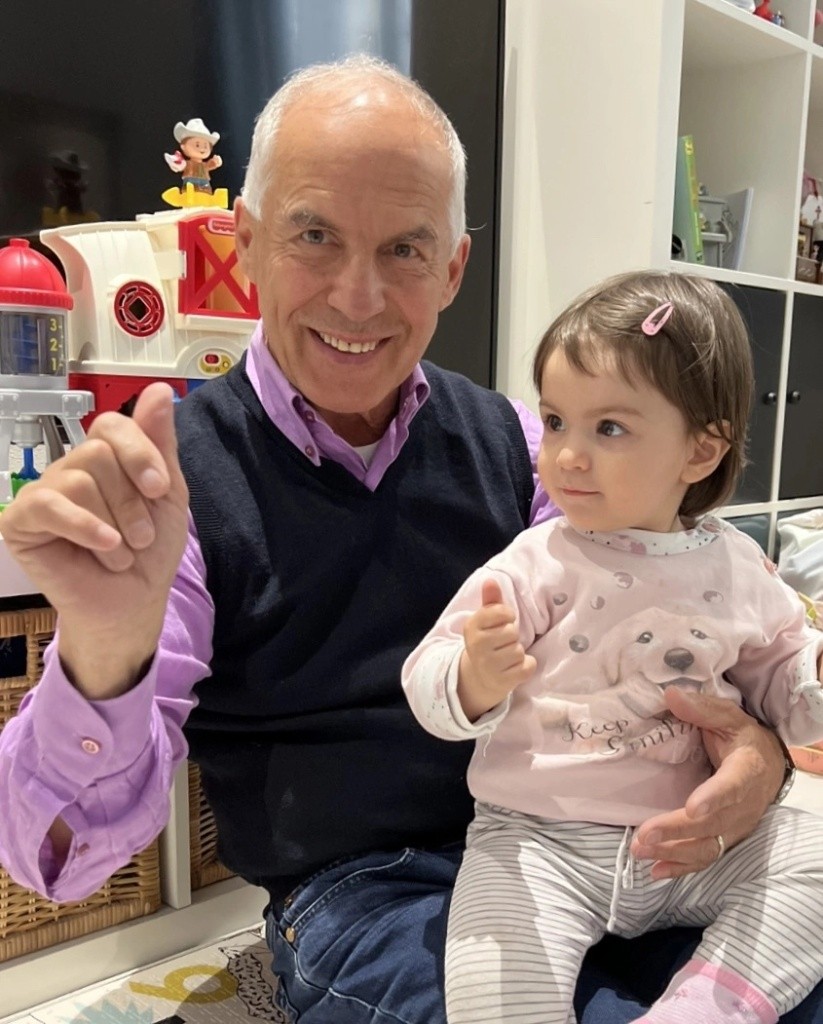 С внучкой.jpg