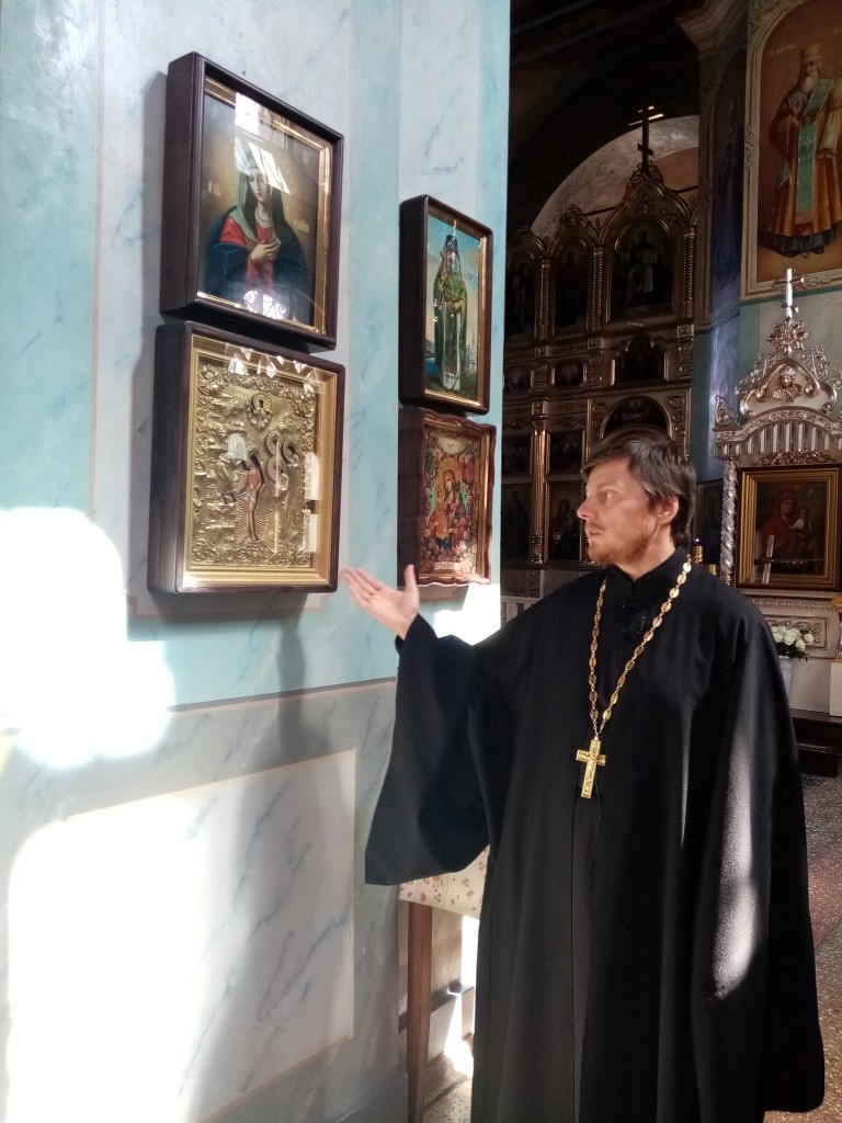 Икона Крещения Господня замироточила перед пандемией (Фото Натальи Кулишовой).