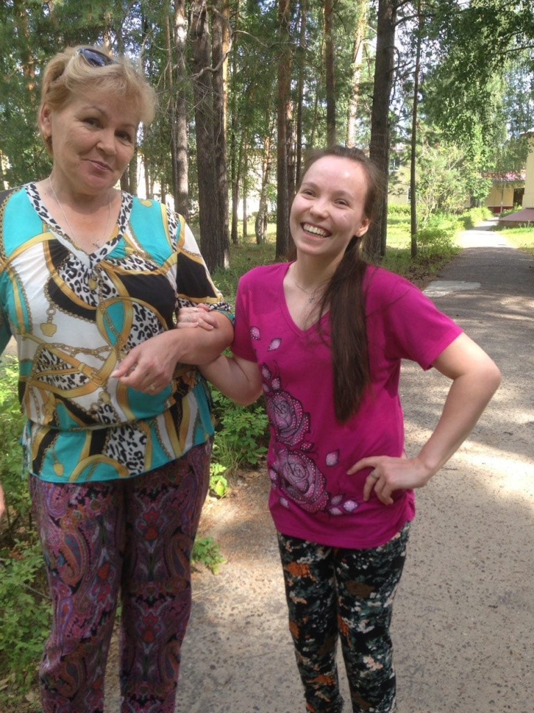 Марина и Юлия стараются дважды в год отдыхать в "Кичиере". (Фото из семейного архива Якуниных).