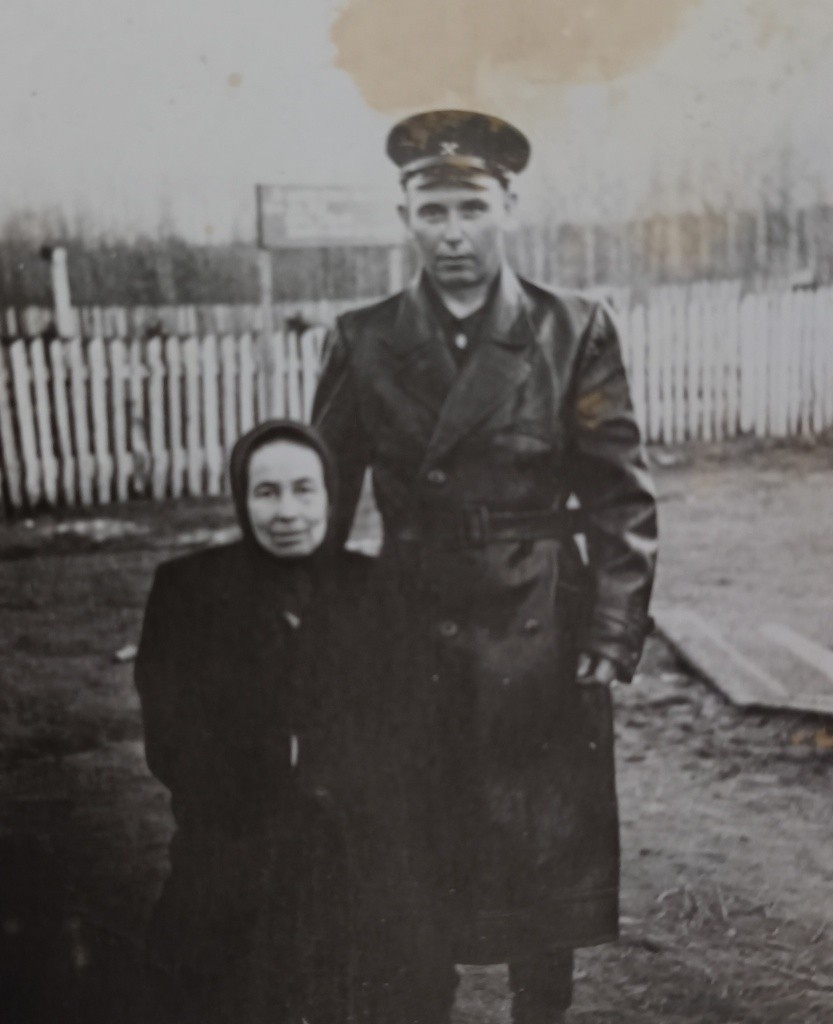 Николай и Пелагея Кузины.jpg