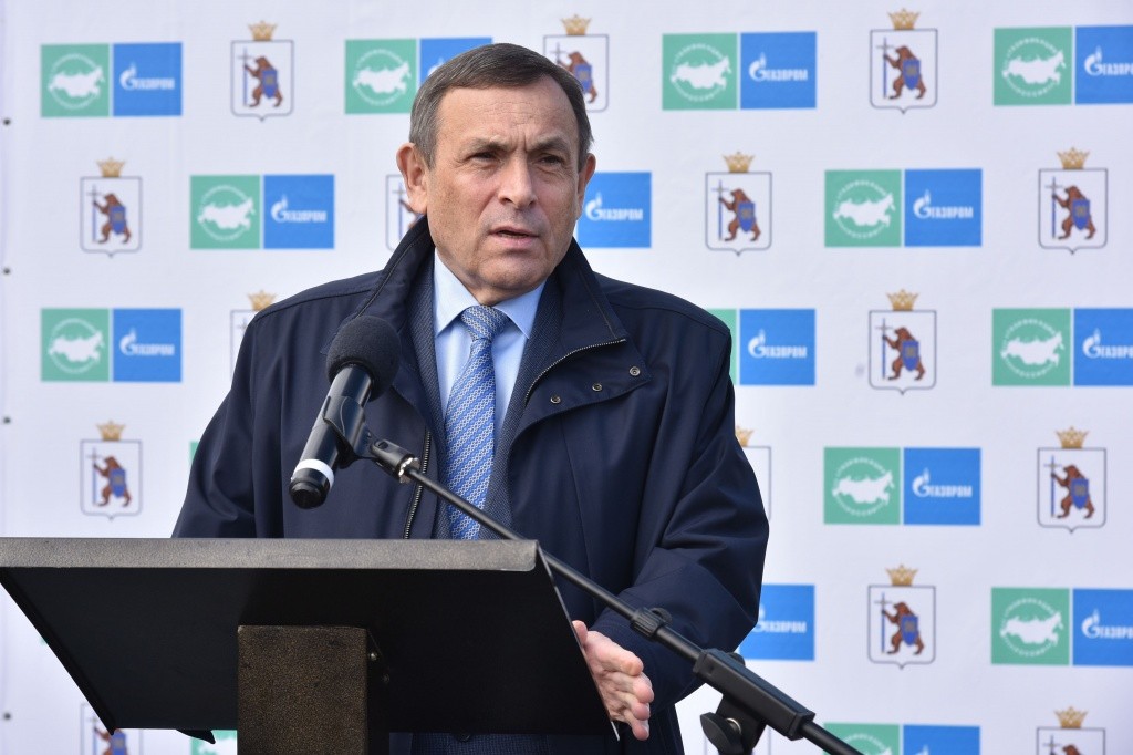 Александр Евстифеев поздравил жителей Шойшудумарской стороны с праздником, который пришел в их дома. Александр Евстифеев поздравил жителей Шойшудумарской стороны с праздником. который пришел в их дома.jpg