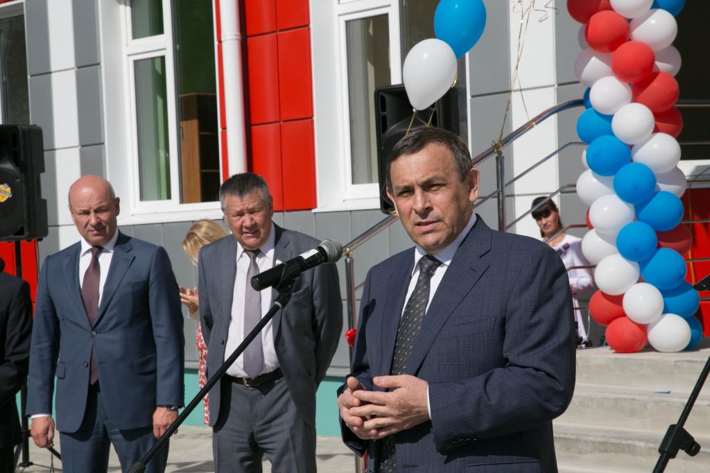 Открытие школы в Эмеково