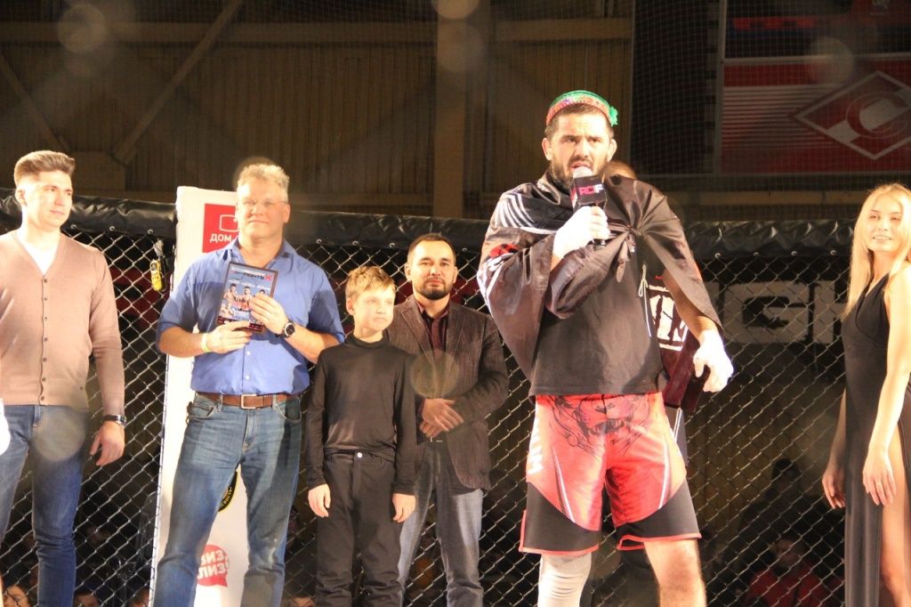 Аджоибшо.jpg каток.jpg