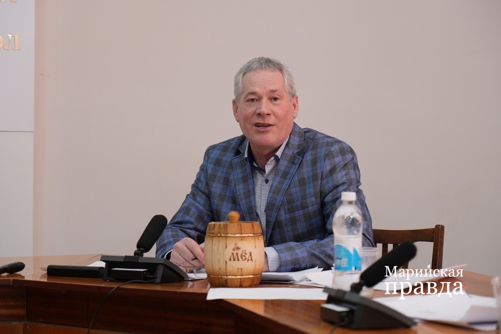 Павел Свинин вновь избран председателем общества пчеловодов 1.jpg