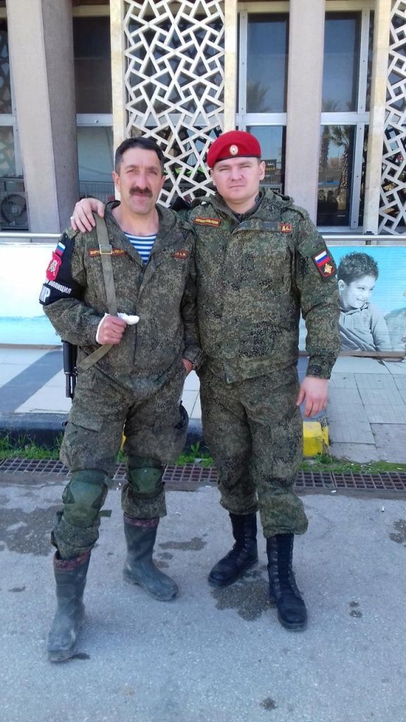 Самое дорогое в армии - друзья! (Фото предоставлено Денисом Дубоделовым). Самое дорогое в армии - друзья! (Фото предоставлено Денисом Дубоделовым).