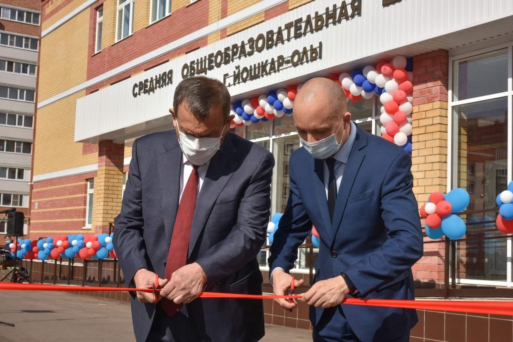 открытие школы.jpg