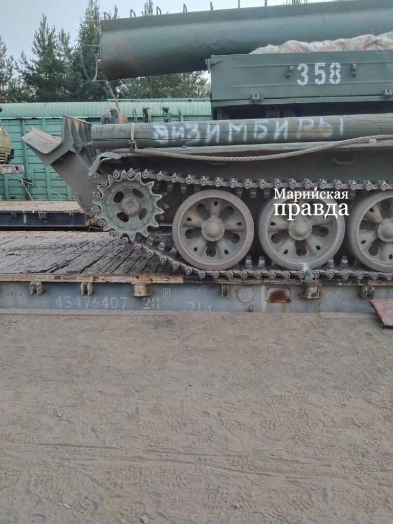 Тот самый тягач отправляется на СВО1.jpg