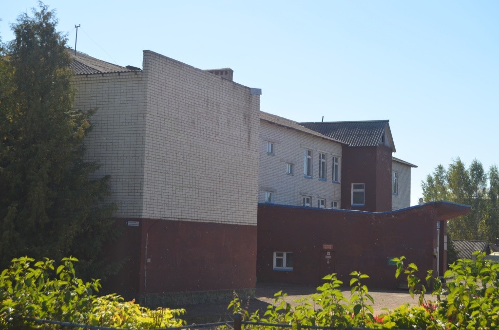 Избирательный участок в Иштымбале традиционнно находится в школе.JPG