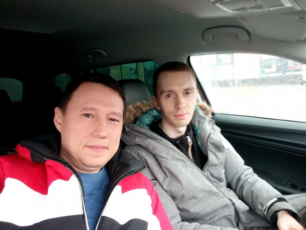 Денис Мамаев с Ильей Беловым.jpg