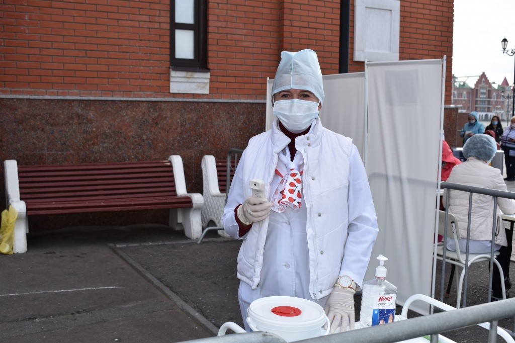 В нынешнем году акция состоится на том же месте Патриаршей площади с 18 по 21 мая. (Фото из архива предоставлено Республиканским кожвендиспансером).