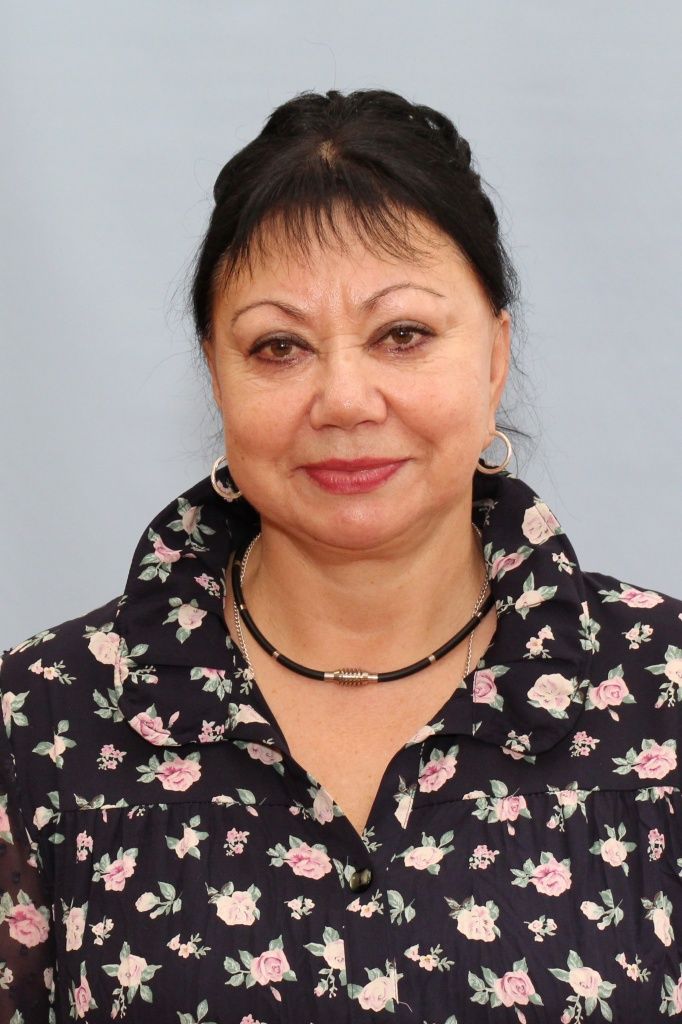 Наумова.jpg