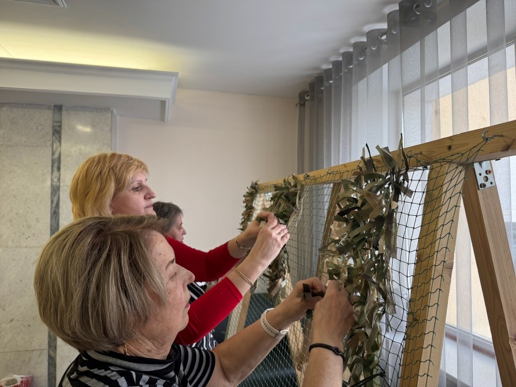 В администрации плетение сетей.jpg