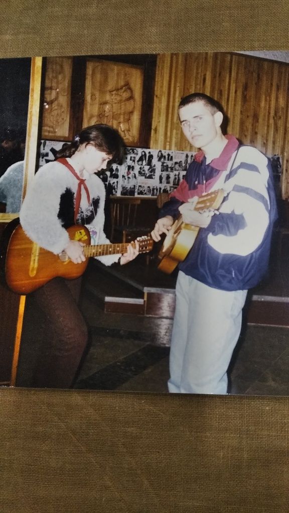 Ренат всегда был в гуще школьной жизни. (Фото предоставлено Ренатом Магсумовым).