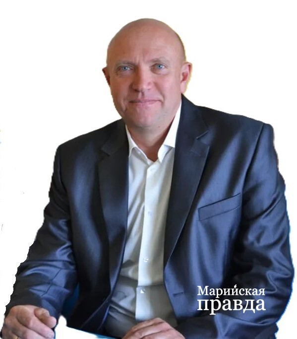 Павел Устюгов почти 30 лет собирает фотографии по истории родного района 1.jpg