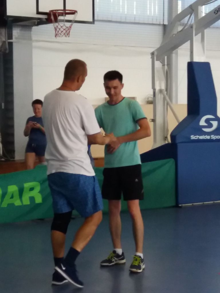 Сильно играет, он меня порвал - сказал о Евгении Данилове (справа) побежденный соперник..jpg