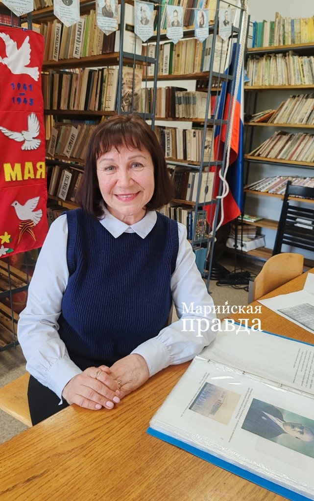 Школьный учитель истории Юлия Никитина много чего может рассказать о биографии Василия Мамаева1.jpg