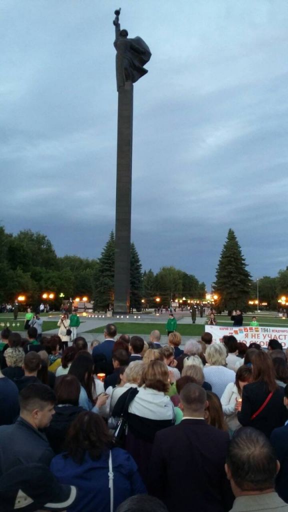 У Монумента Славы. Фото автора.