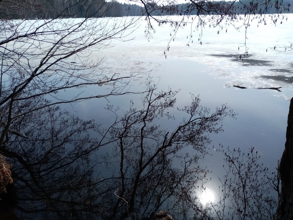 Кичиер не зря называют солнечным озером. (Фото Натальи Кулишовой).