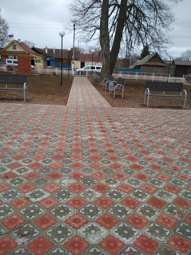 HZIhoQdREKo.jpg