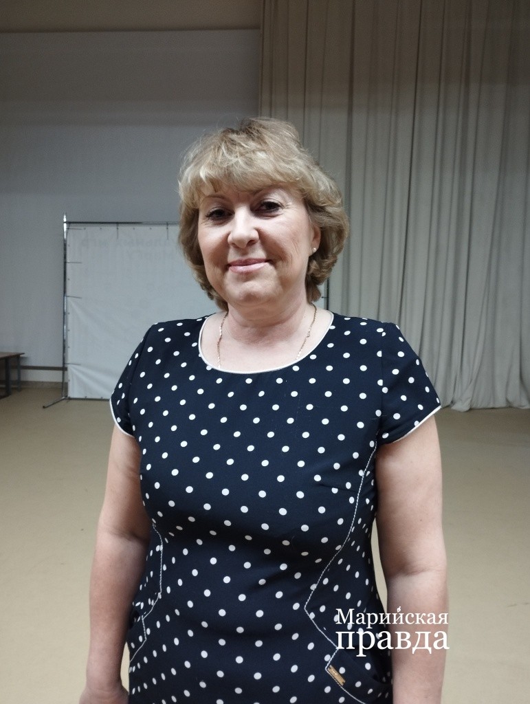 Елену Бутрину в труппу пригласила подруга. (Фото Натальи Кулишовой/"Марийская правда"). Елену Бутрину в труппу пригласила подруга. (Фото Натальи Кулишовой/"Марийская правда").