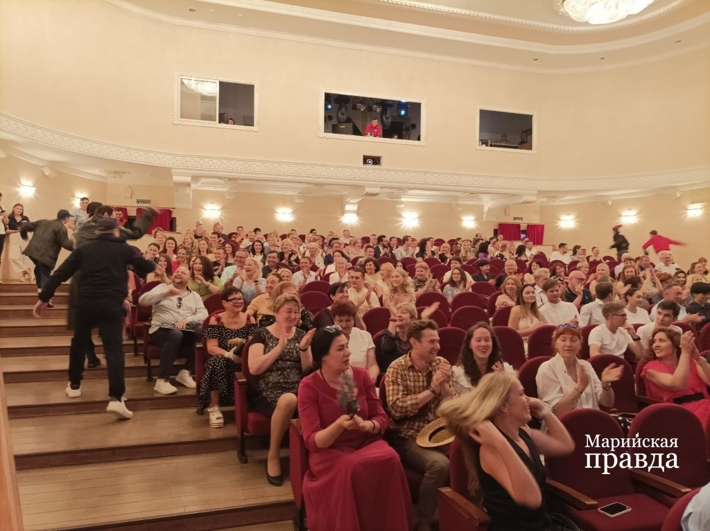 .jpg Вечер прошел в неформальной обстановке..jpg