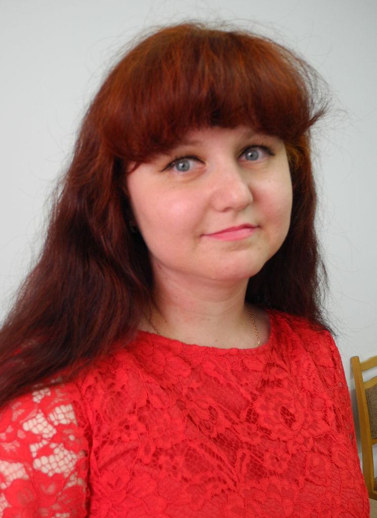 Соцработник Марина Камдина.
