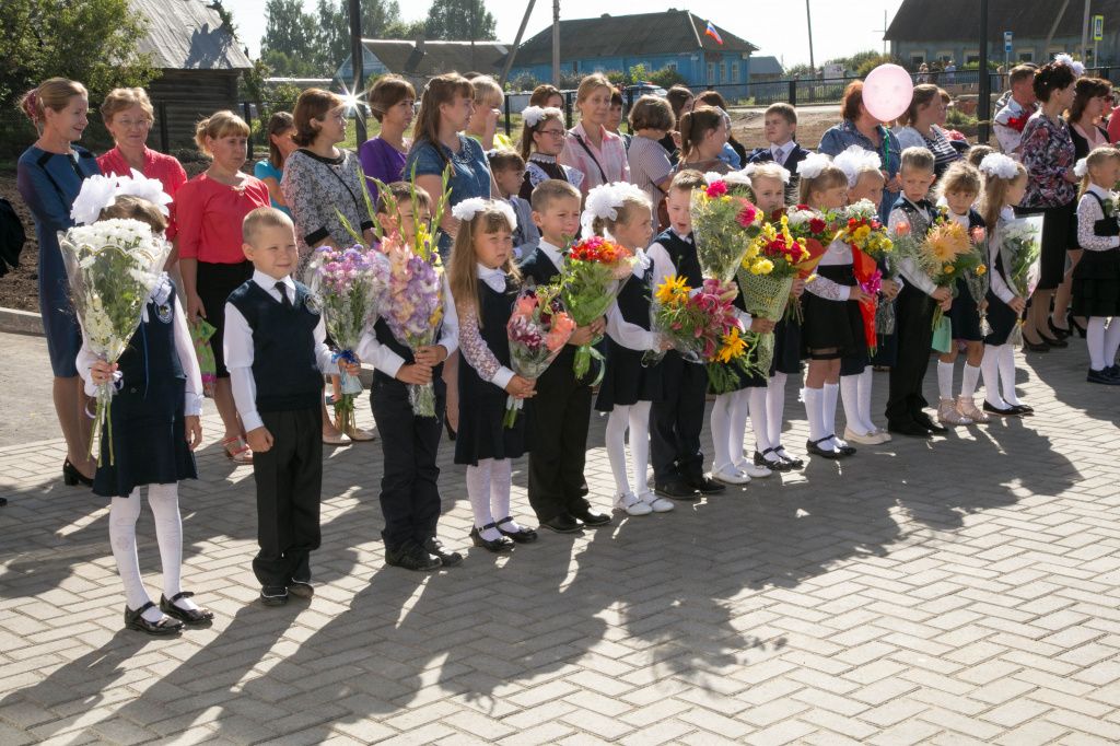 Открытие школы в Эмеково