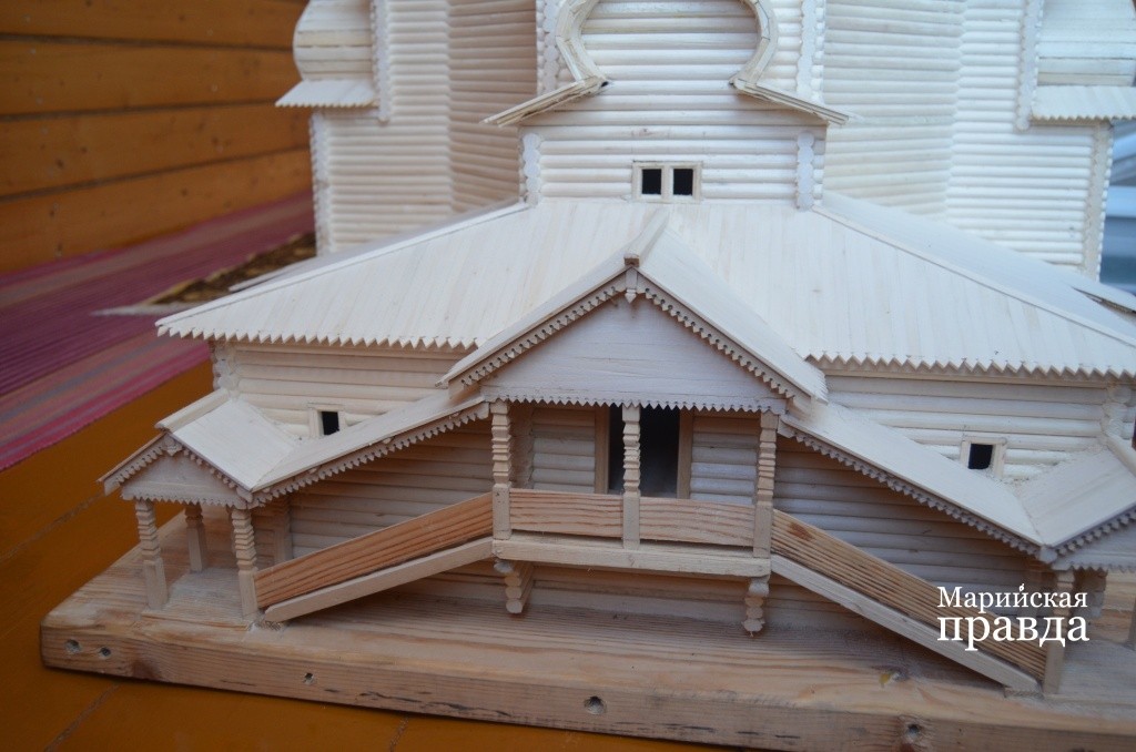 Появятся у церкви окна и двери..jpg