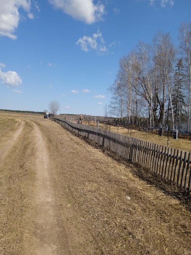 Кладбище с. Пектубаево (3).jpg