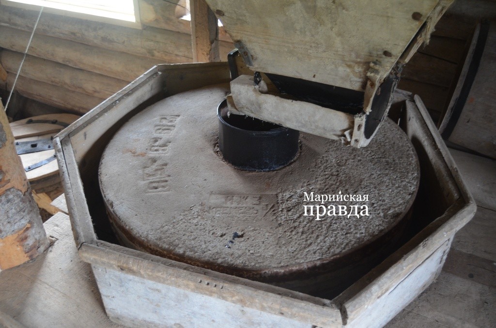 Жернов в отличном состоянии, хоть сегодня запускай в работу..jpg