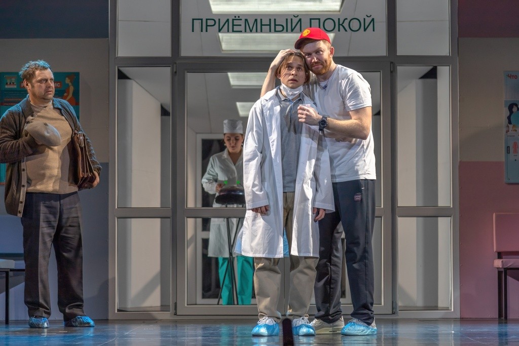 Театр Мастеровые из Набережных Челнов вновь станут участниками фестиваля со спектаклем Папаши.jpg