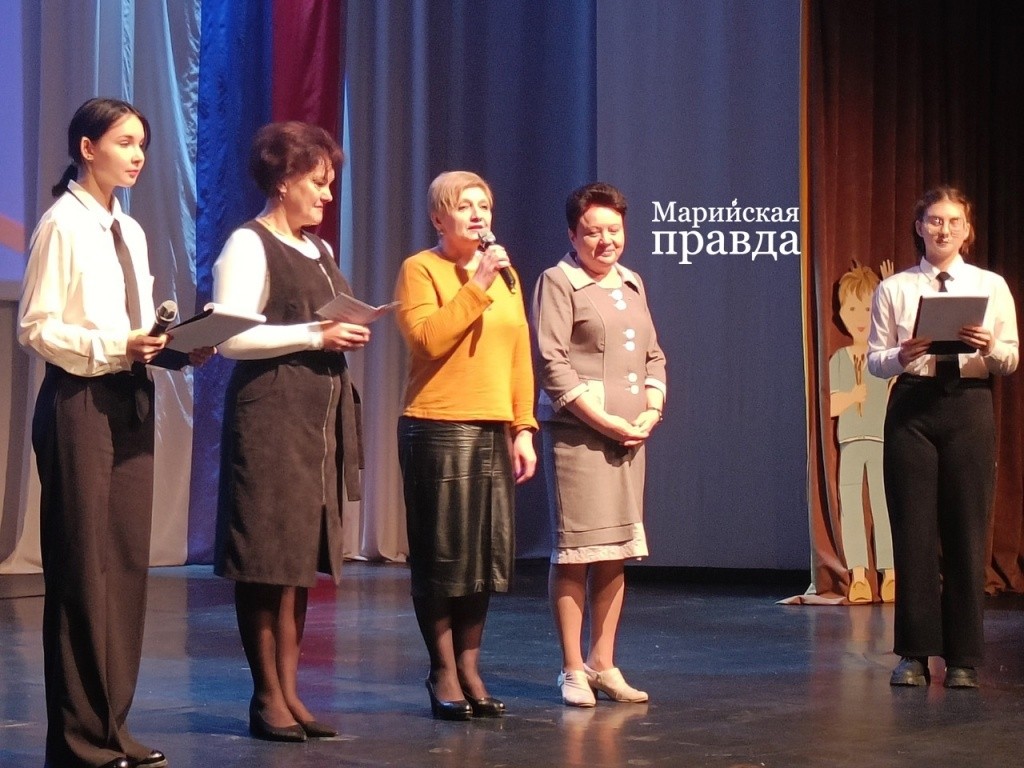 r8qNVFtP52E (1).jpg r8qNVFtP52E (1).jpg