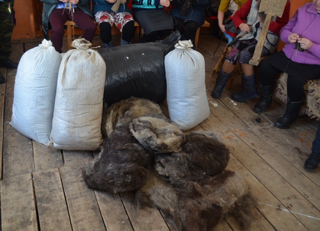 В этих мешках битая шерсть,.jpg
