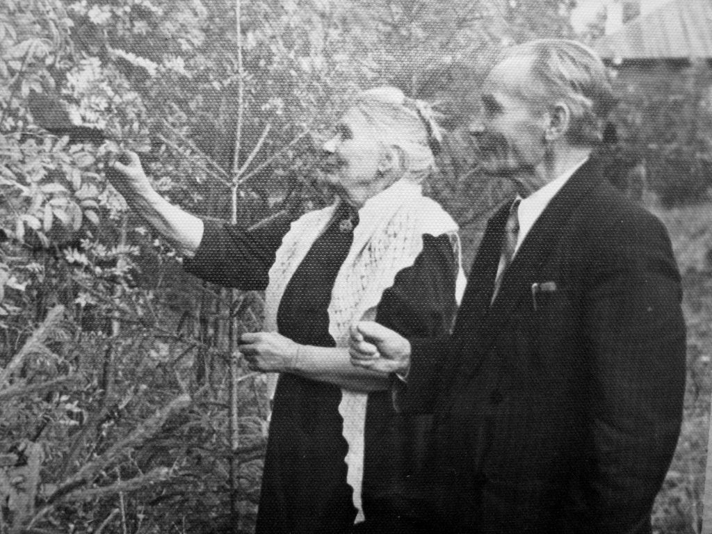 Архип Дмитриевич с супругой Марией Ивановной.jpg