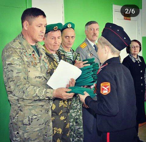 Кадетам вручили зеленые береты. (Фото предоставлено Михаилом Сусловым).