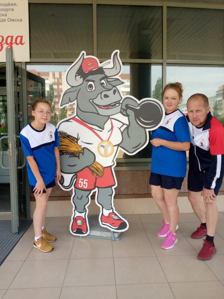 На Всероссийской сельской спартакиаде Ельмекеевы заняли четвертое место среди семейных команд. На Всероссийской сельской спартакиаде Ельмекеевы заняли четвертое место среди семейных команд.jpg