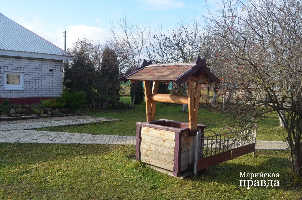 Симпатичный двор фермерской усадьбы 1.jpg