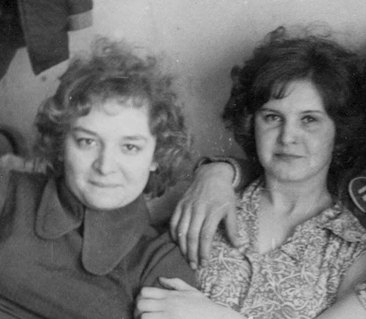 Я и Таня в общежитии.