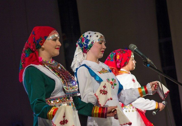 В репертуаре коллектива -песни разных этнических групп марийцев.jpg