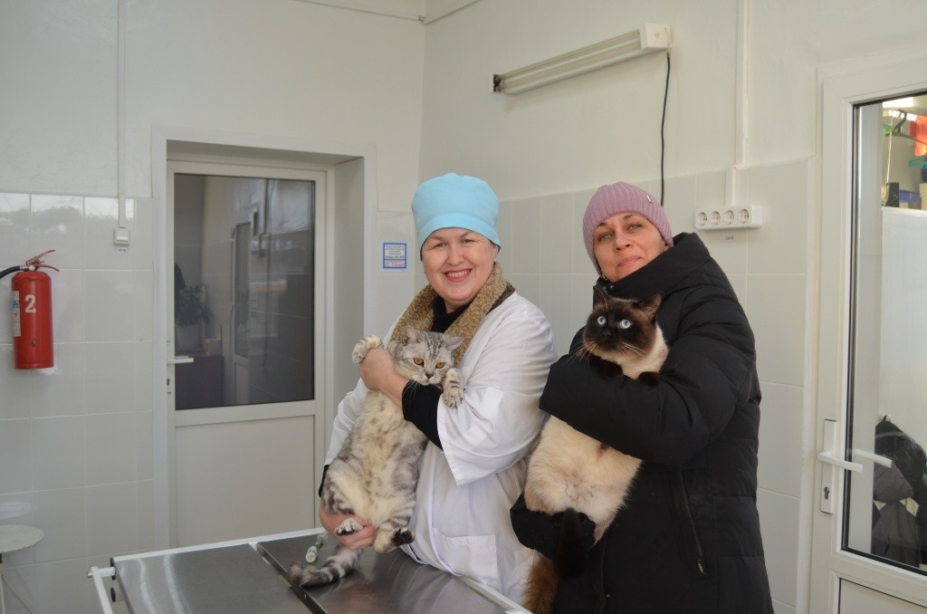 Ну как не попозировать с такими красавцами.JPG