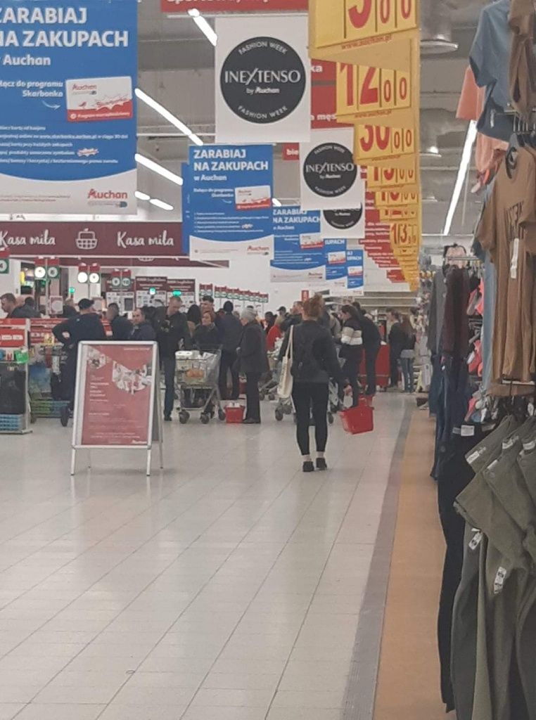 Очереди в супермаркетах