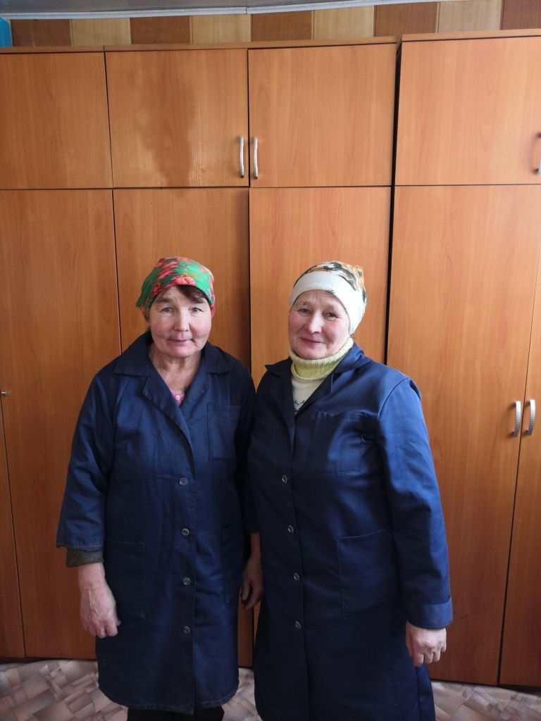 Рекордсменки-ветераны Лидия Романова и Федосья Ведерникова - молодым за ними не угнаться.jpg