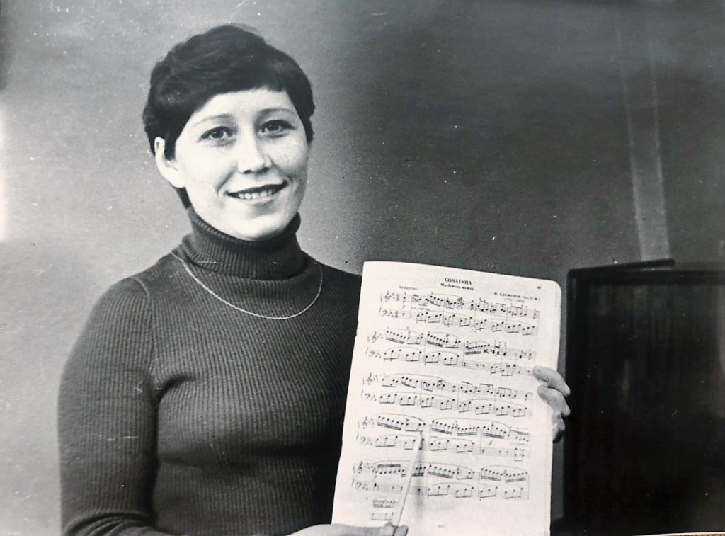 .jpg Ноты - самая любимая книга музыканта..jpg