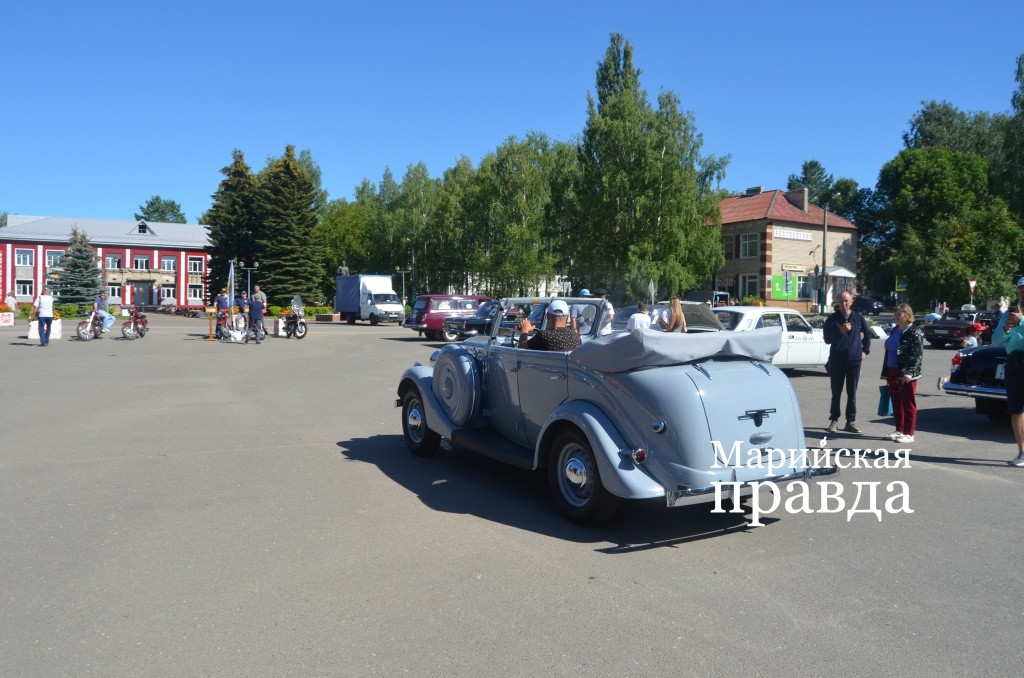 Элегантный ГАЗ 11-40 покинул фестиваль своим ходом 1.jpg