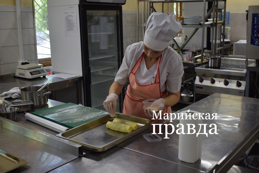 Картофельный рулет с мясом членам жюри очень понравился..jpg