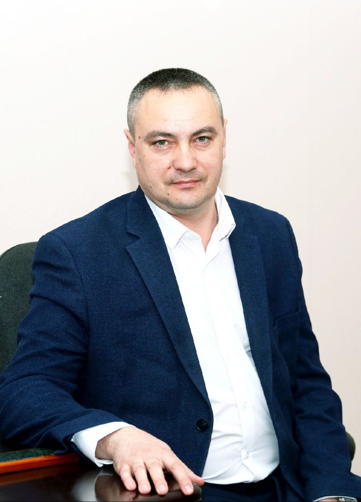 Алексей Веселов.