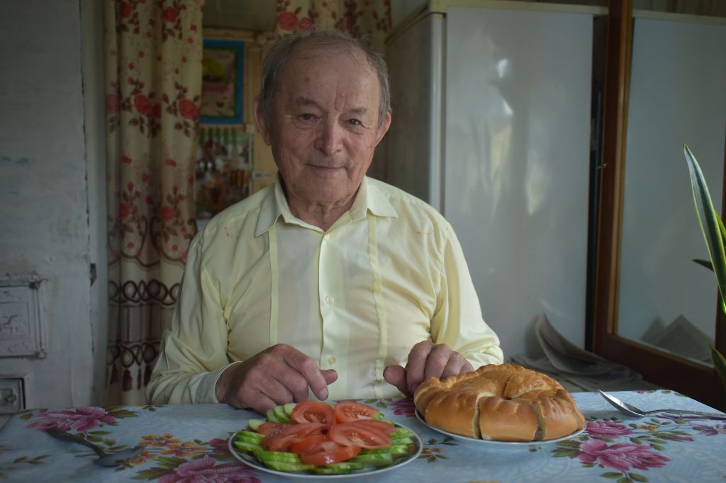 Виталий Анисимович - гостеприимный хозяин 