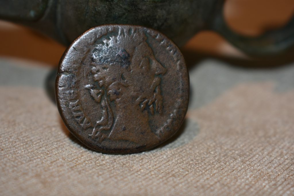 Бронзовый сестерций Марка Аврелия